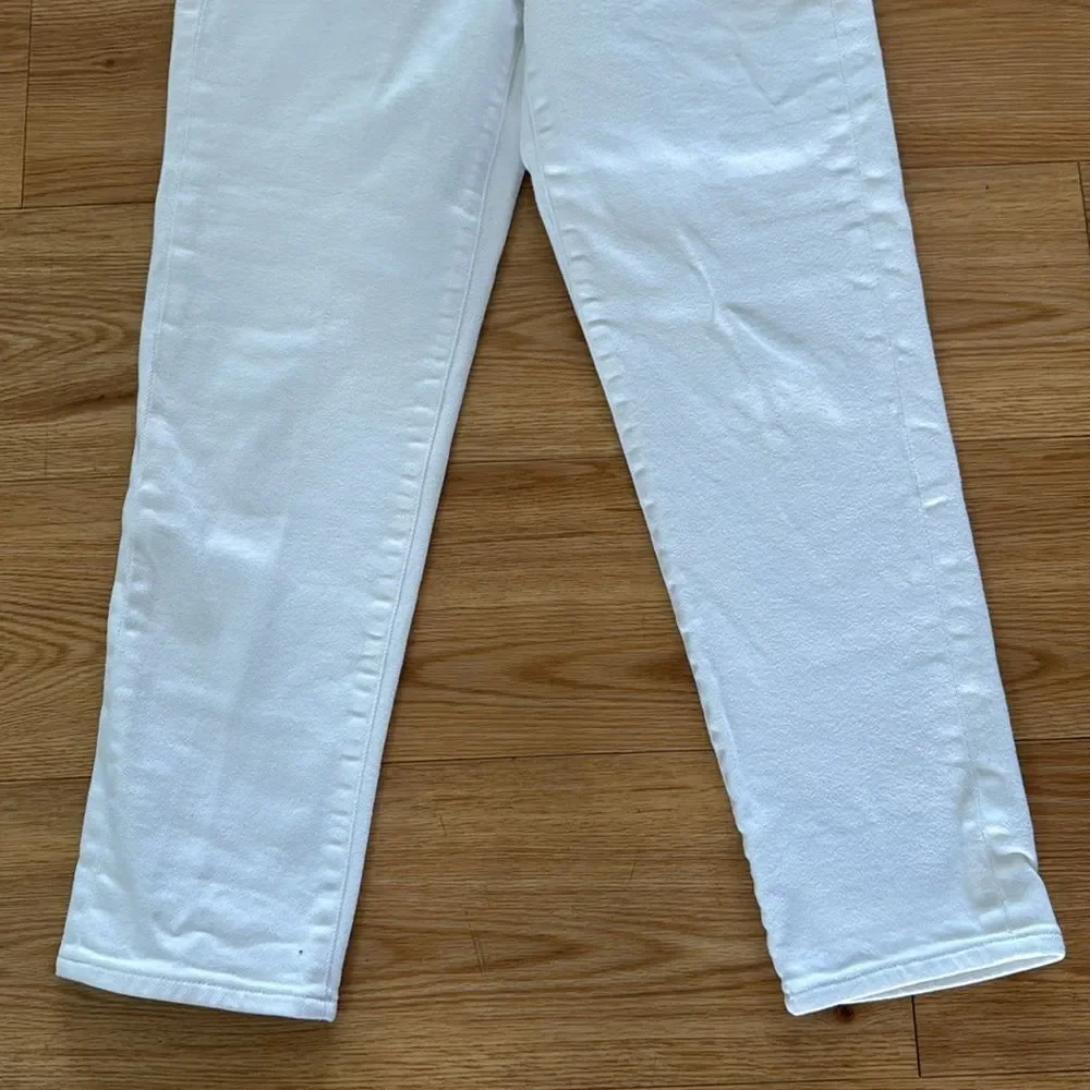 Express Womens High Rise Mom Jeans 2 White Cropped Straight Leg Button Fly